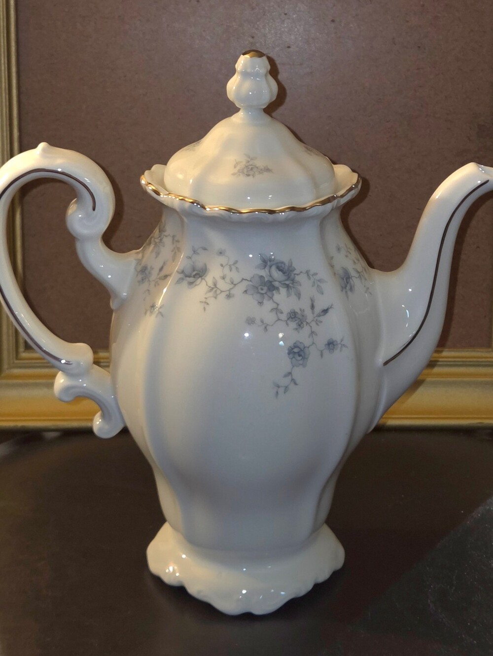 Vintage Johann Haviland Blue Garland Coffee Pot w/ Lid Bavaria Germany